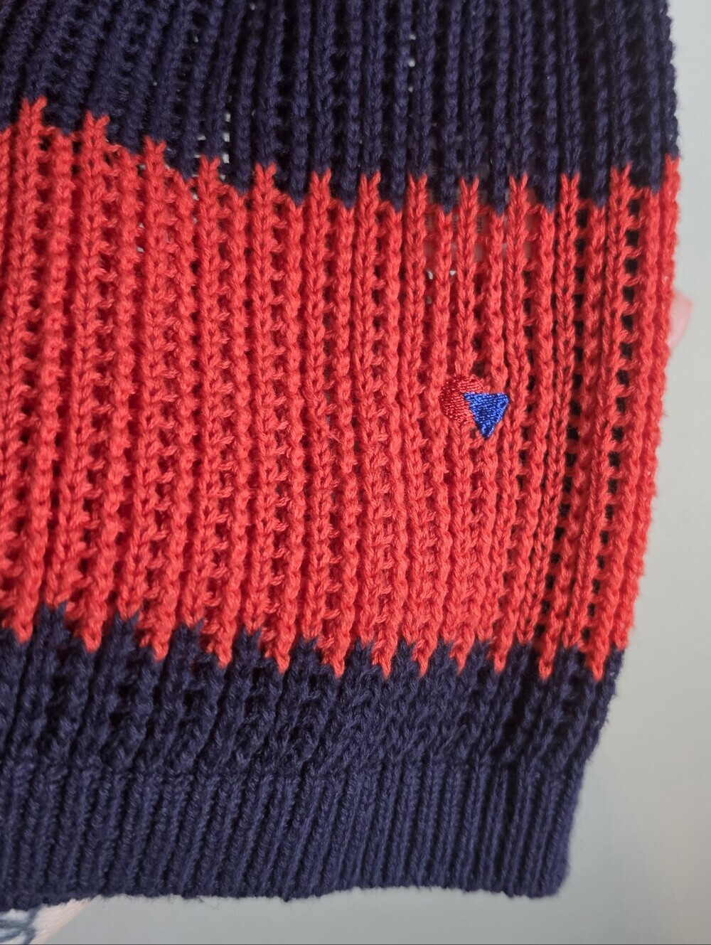 ​Clare V. Raglan Open Weave Sweater Vest Small Navy & Poppy Stripe Preppy - Picture 4 of 8